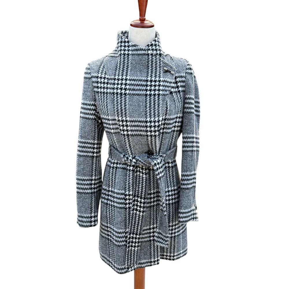 CALVIN KLEIN Petite Belted Toggle Wrap Coat.